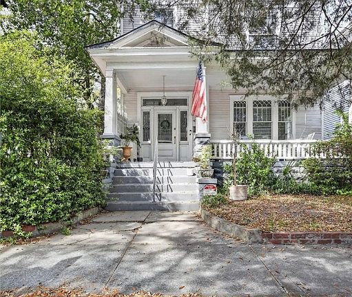 4th image of 416 W 36th Street
