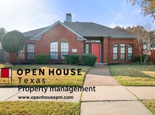 1129 Seminole Trl, Carrollton, TX 75007