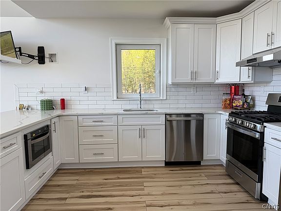 5th image of 274 Reservoir Hill Rd