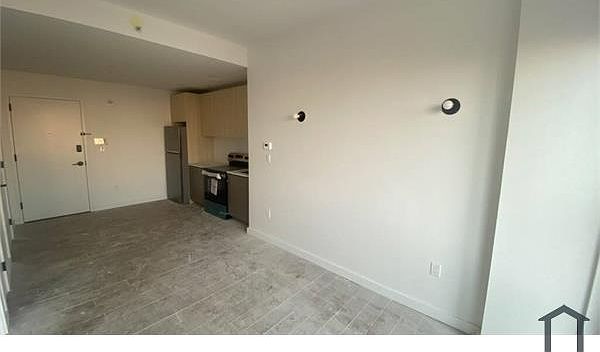 1st image of 2103 Union St #4H