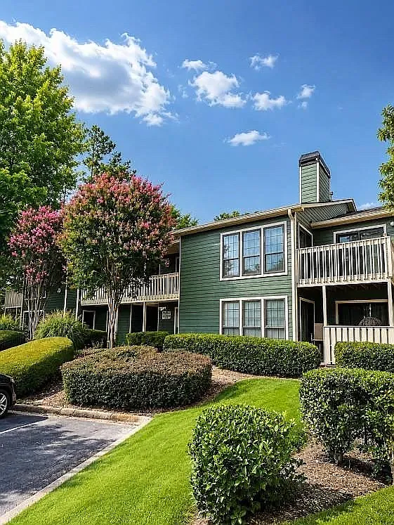 2 bed, 1270 sqft, $1,900 — Photo 1