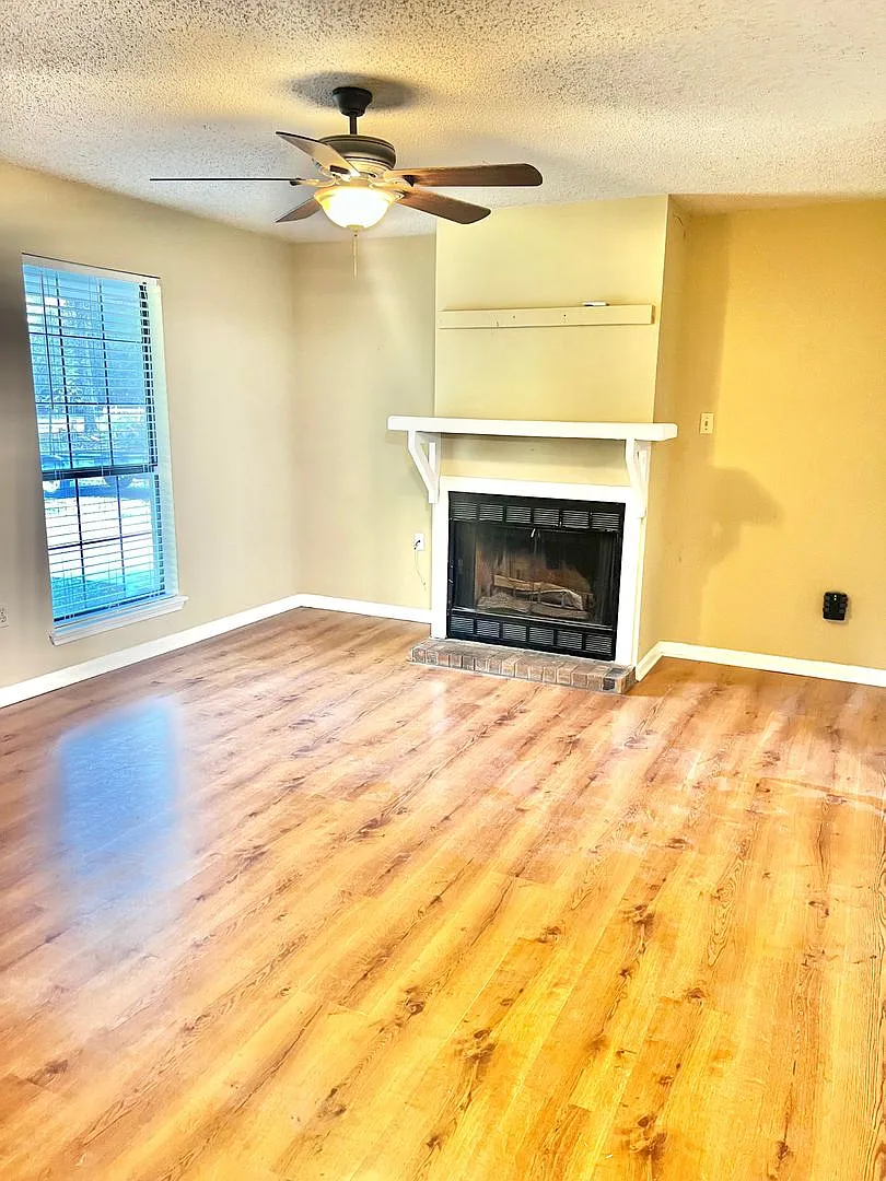 Home For Lease — Photo 3