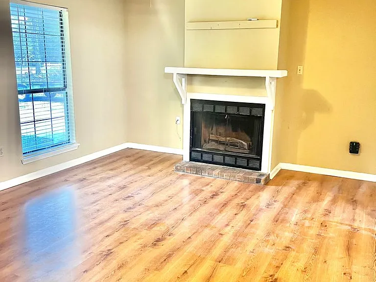 27597 Gaylord Rd — Photo 3