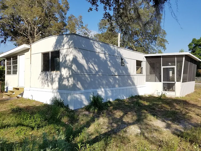 1920 SE 188th Ave — Photo 16