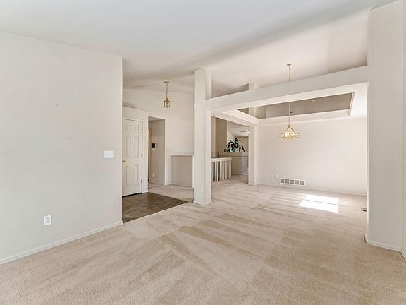 5th image of 2244 Santa Fe Dr