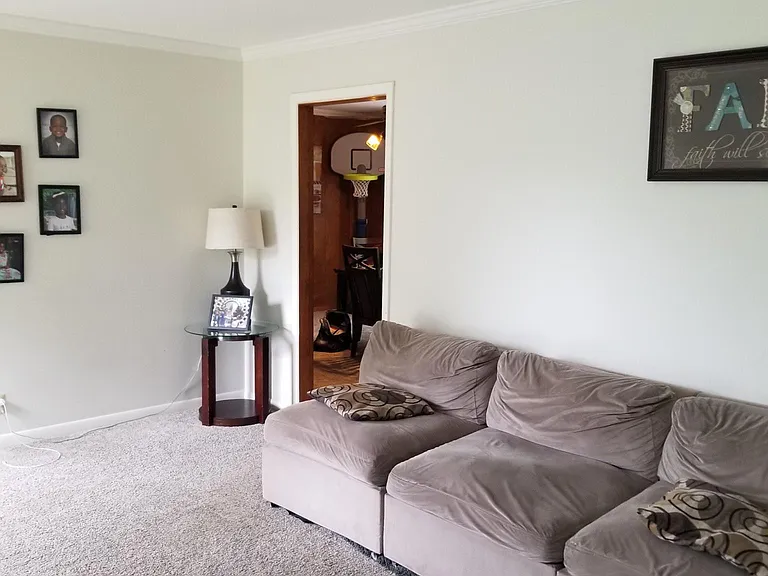 113 Labar Dr — Photo 5