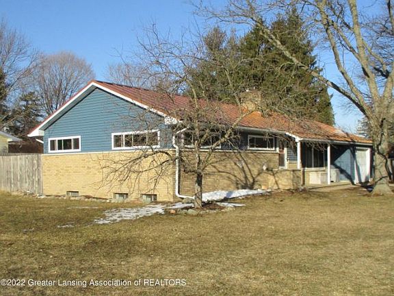 2nd image of 112 Cambridge Dr