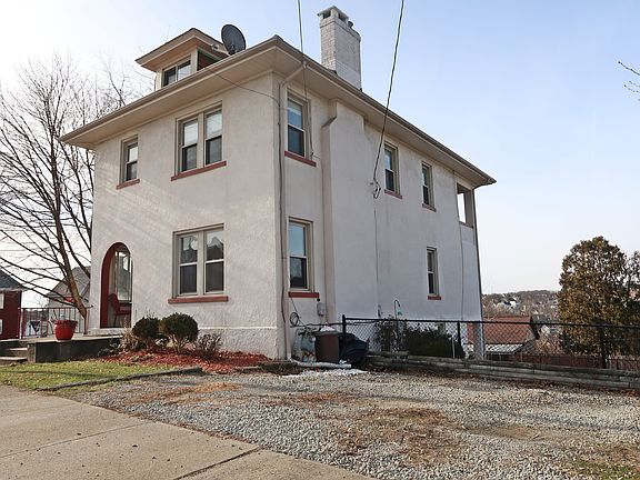 2nd image of 622 Highland Ave