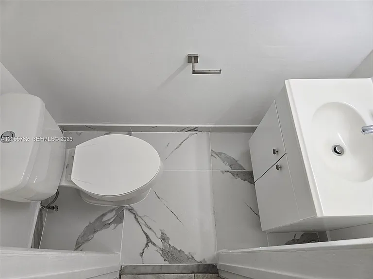 12230 SW 16th Ter #J-102 — Photo 18
