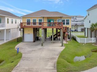 23111 Miramar Cir, Galveston, TX 77554