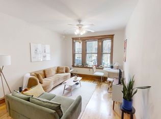 3608 N Bosworth Ave #1, Chicago, IL 60613