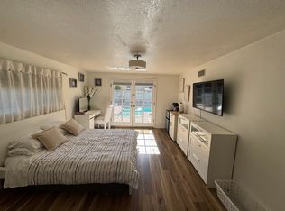 20036 Lorne St, Winnetka, CA 91306