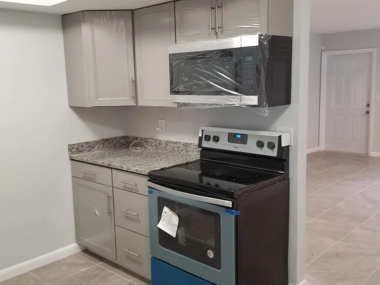743 S Swinton Ave #1 — Photo 7