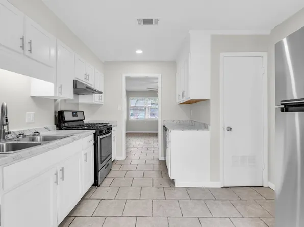 1010 N Montgomery St, Starkville, MS