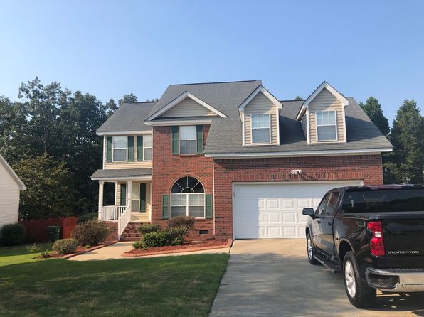 207 E Hampton Way