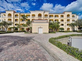 38 Harbour Isle Dr #202, Fort Pierce, FL 34949
