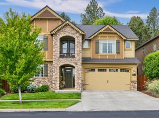 20446 Jacklight Ln, Bend, OR 97702