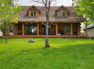 7575 Covington Dr, Cheboygan, MI 49721