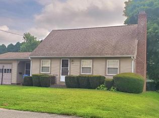 127 Turner Ave, Cranston, RI 02920