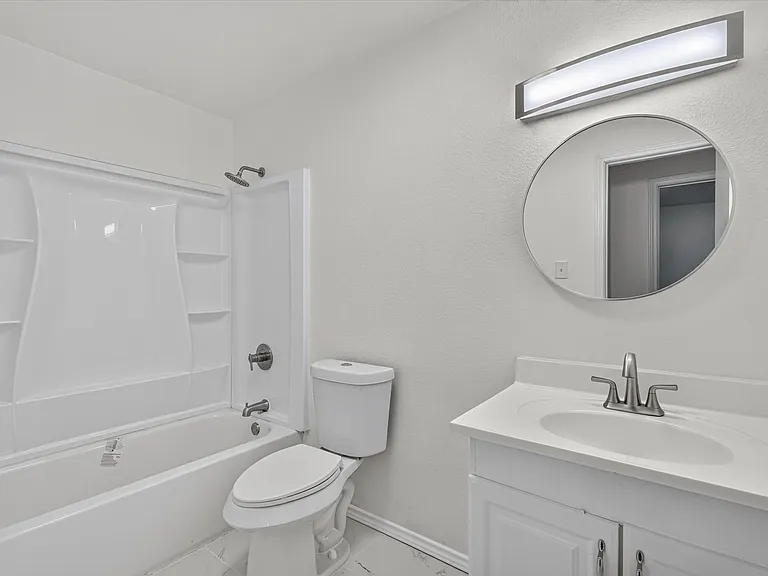 815 Wilson Dr — Photo 16