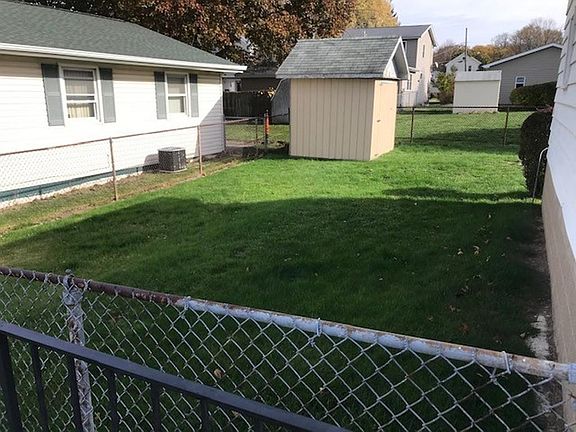 2nd image of 104 Hillcrest Ave