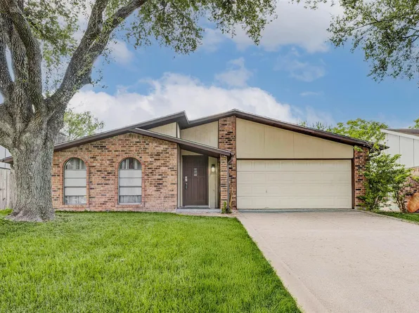 7230 Corta Calle Dr, Houston, TX 77083