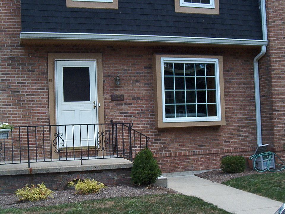 1st image of 5904 Gloucester Ct