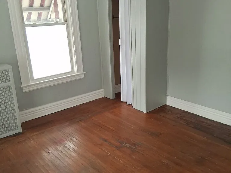 722 6th Ave #F2 — Photo 7