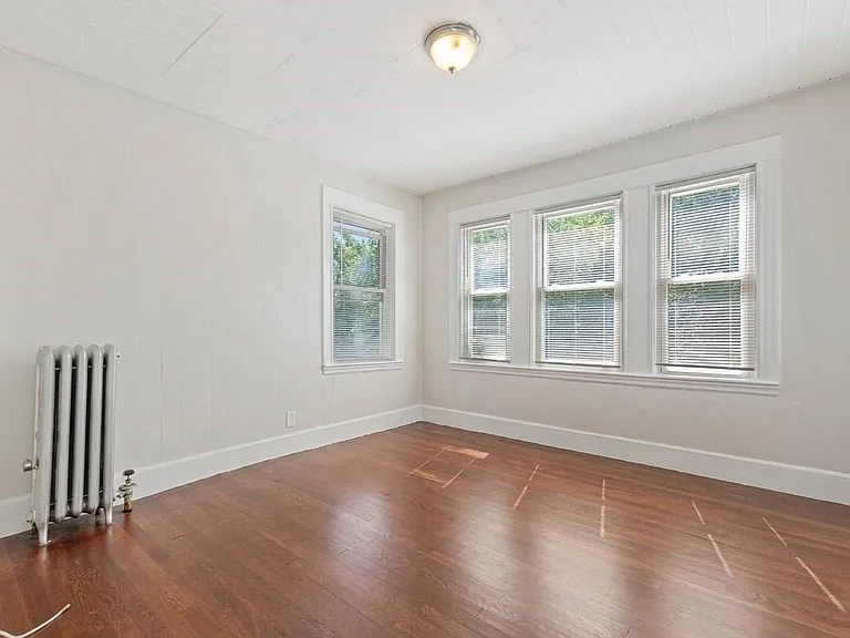549 Main St #2 — Photo 15