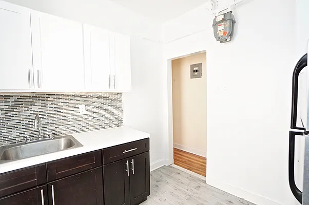 Rented by BRICK & GALO REALTY CORP | media 23