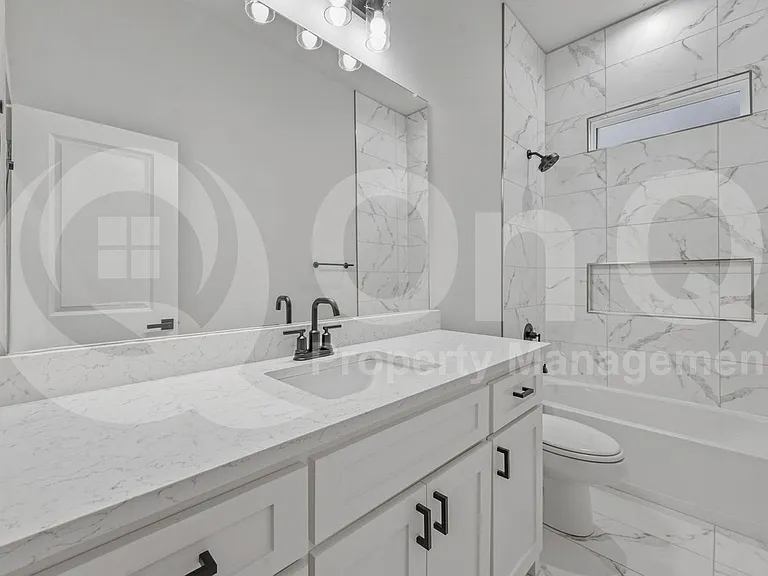 4207 Scarsdale Ln — Photo 15