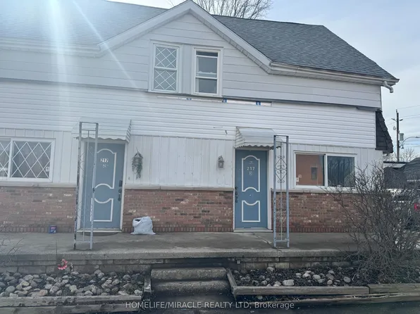 217 Creek St, Chatham Kent, ON N8A 4C1