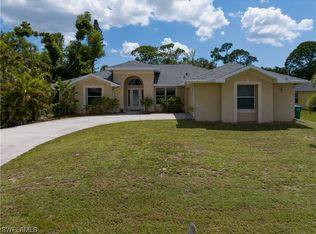 624 SW 4th Ter, Cape Coral, FL 33991