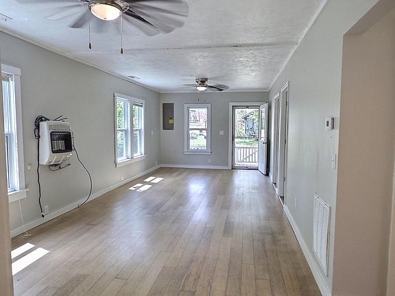 4th image of 601 Elm Street