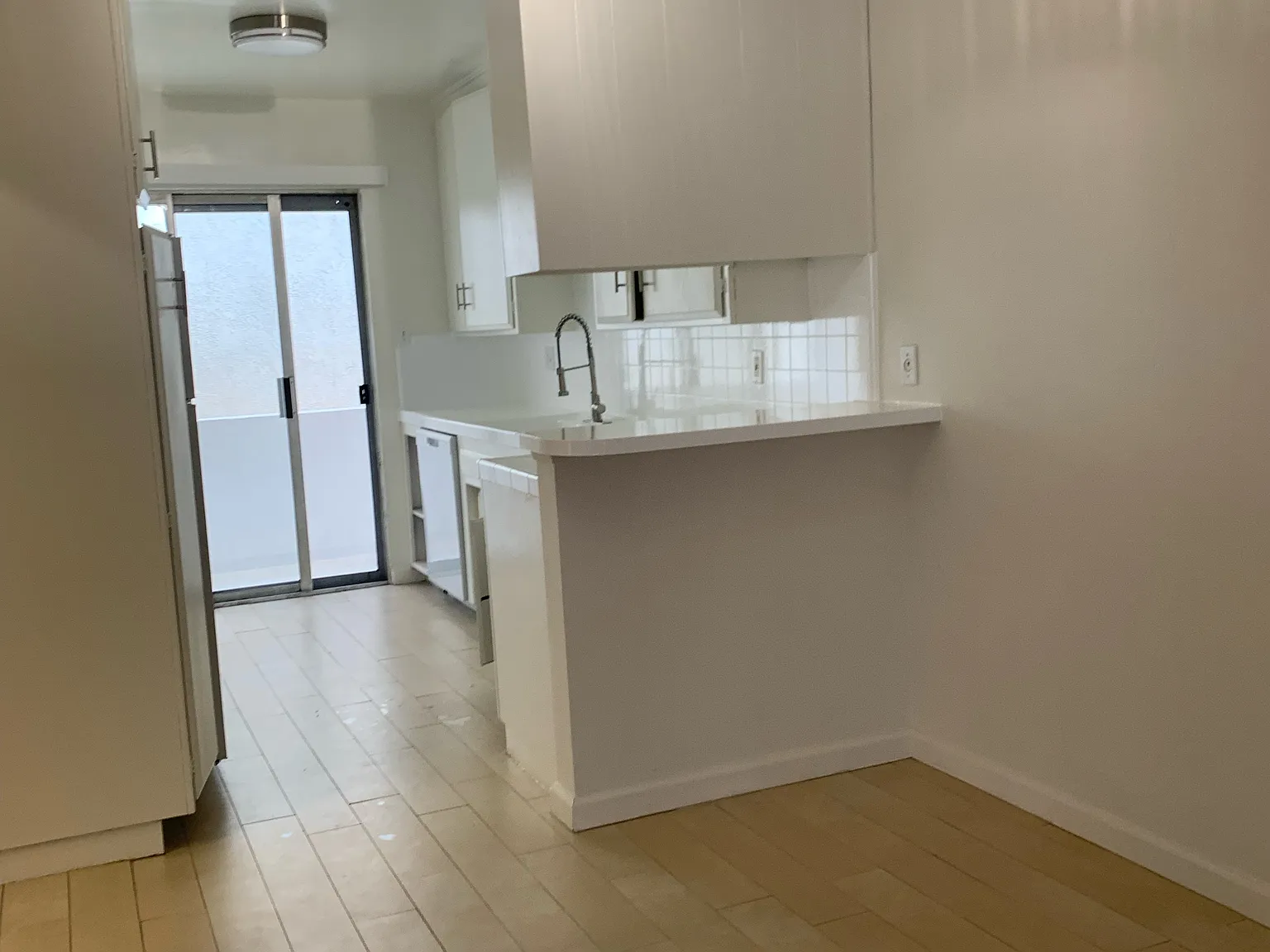 1 bed, 650 sqft, $2,350 — Photo 4