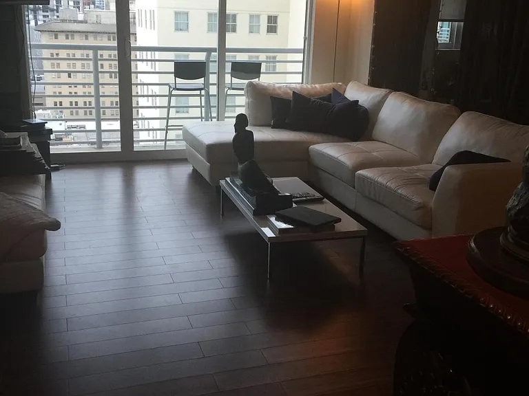 NE 2nd Ave — Photo 3