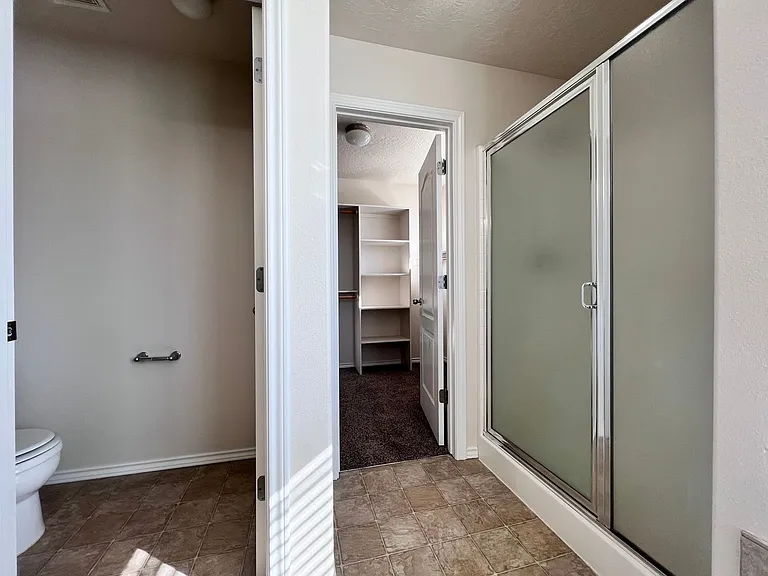 5193 N Toscana Ave — Photo 23