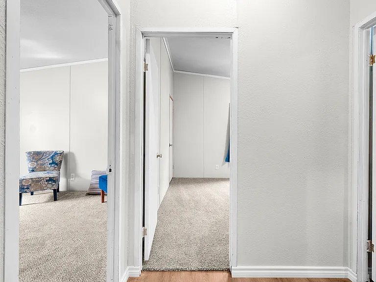 366 Tony Ln — Photo 24