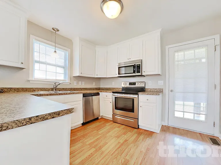 51 Bear Oak Dr — Photo 6