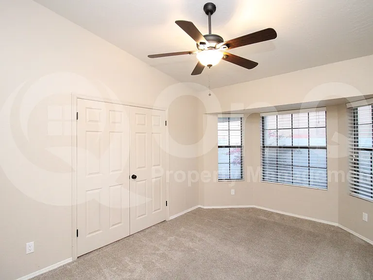 1500 N Sunview Pkwy #9 — Photo 9