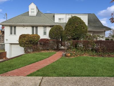 934 Eileen Terrace, Woodmere, NY, 11598