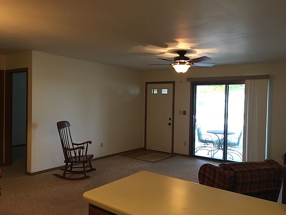 LR view from Kitchen