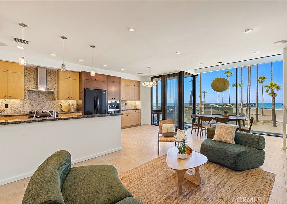 3009 Ocean Front Walk, Venice, CA 90291 | MLS #SR26139097 | Zillow