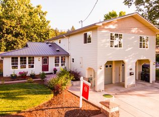2040 W 22nd Ave, Eugene, OR 97405