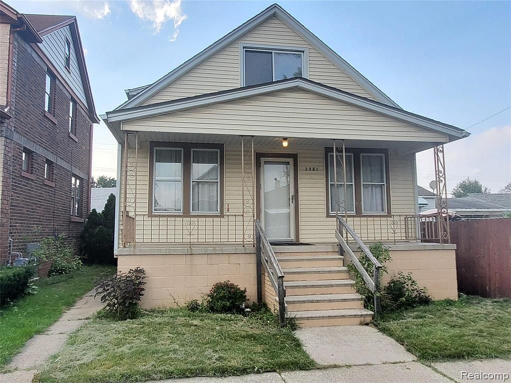 2381 Zinow St, Hamtramck, MI 48212 Zillow