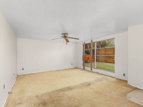 5th image of 3960 Edgewood Ave