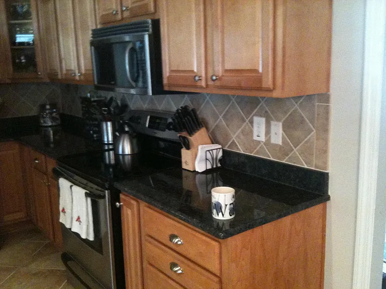 4206 Colton Dr — Photo 20