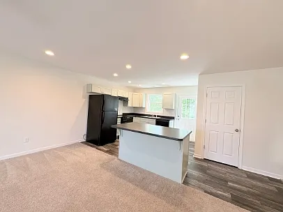 27 Kimberley St — Photo 4