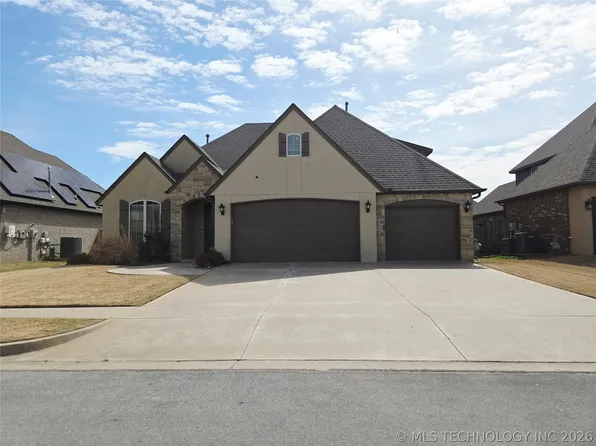 18512 E 43rd Pl, Tulsa, OK 74134