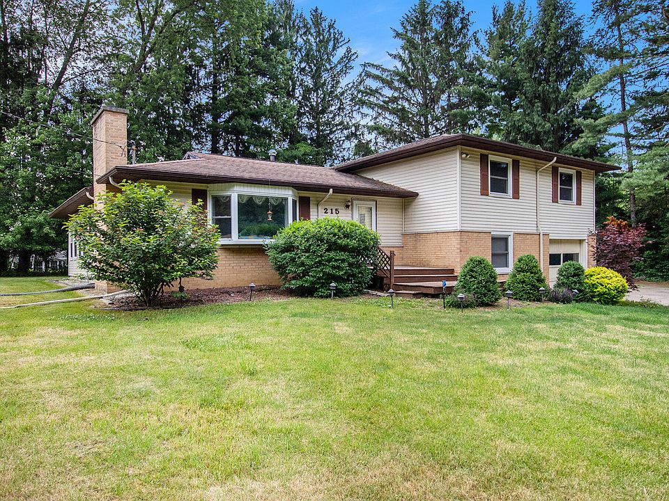 1st image of 215 Kings Dr E
